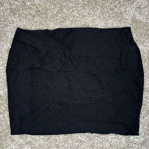 COSTA BLANCA - Size 10 - Black Short Skirt